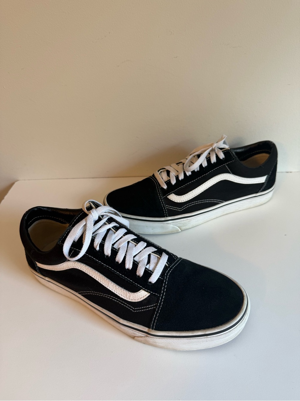 Vans Old Skool Black White Suede Canvas Skate Sneakers Men’s Size 11